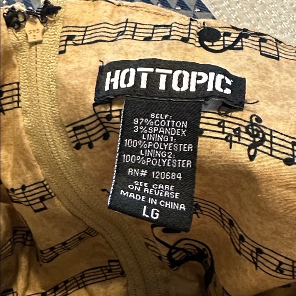 Hot topic, Musical Note women’s Halter Dress. Size large. - Picture 7 of 7